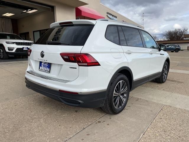 new 2024 Volkswagen Tiguan car, priced at $32,488