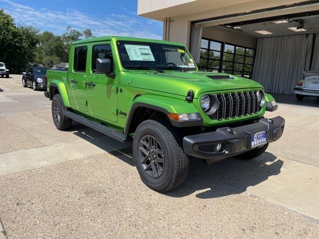 new 2025 Jeep Gladiator car, priced at $49,389