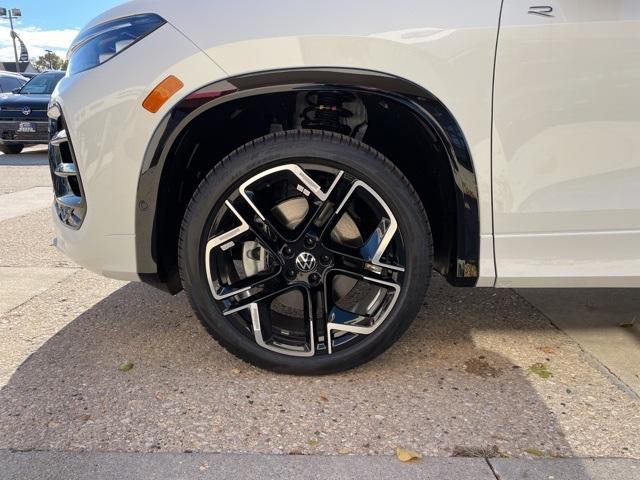 new 2026 Volkswagen Tiguan car, priced at $45,421