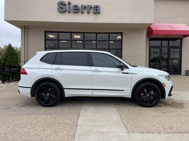 new 2024 Volkswagen Tiguan car, priced at $35,296