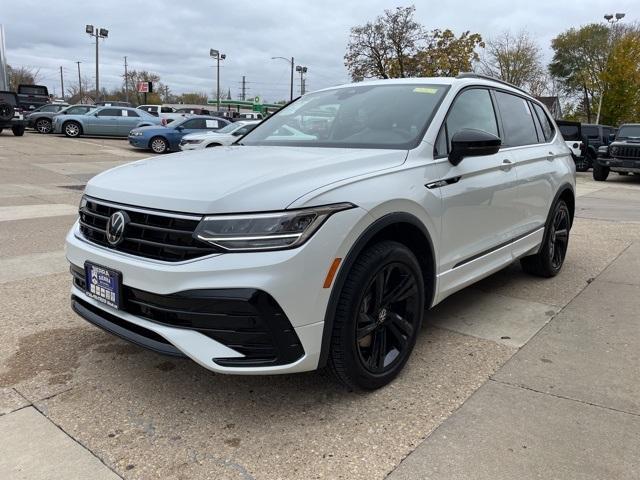 new 2024 Volkswagen Tiguan car, priced at $35,296