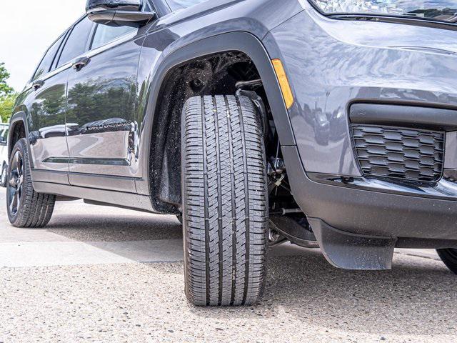 new 2024 Jeep Grand Cherokee L car, priced at $49,170