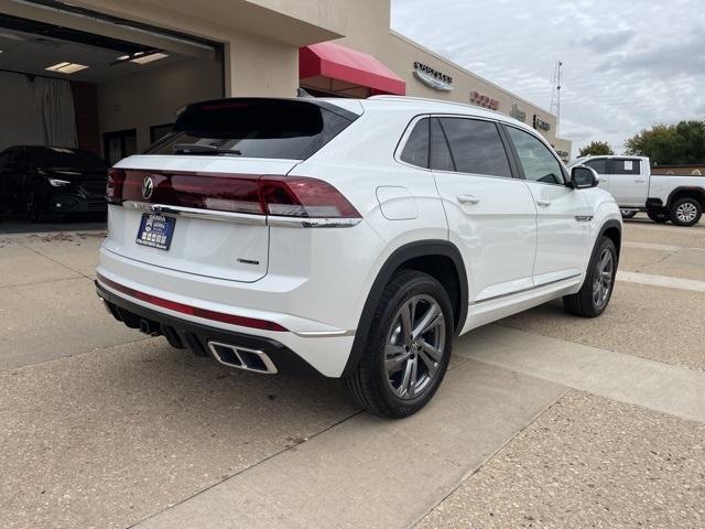 new 2024 Volkswagen Atlas Cross Sport car, priced at $48,150