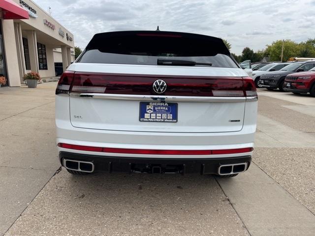 new 2024 Volkswagen Atlas Cross Sport car, priced at $48,150