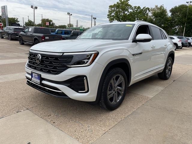 new 2024 Volkswagen Atlas Cross Sport car, priced at $48,150