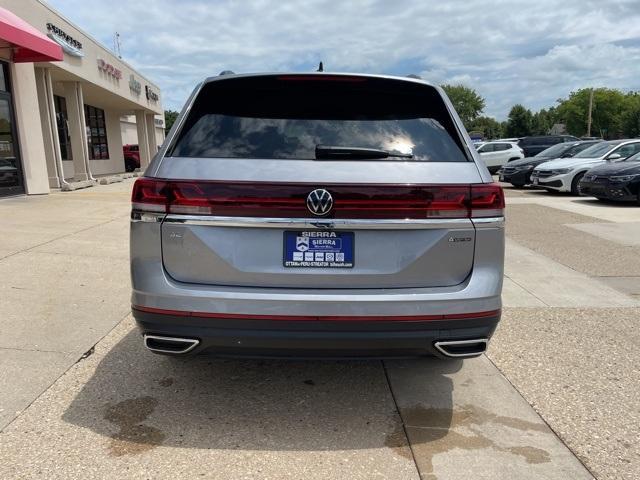 new 2024 Volkswagen Atlas car, priced at $38,153