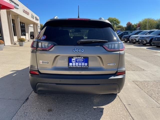 used 2020 Jeep Cherokee car, priced at $15,549