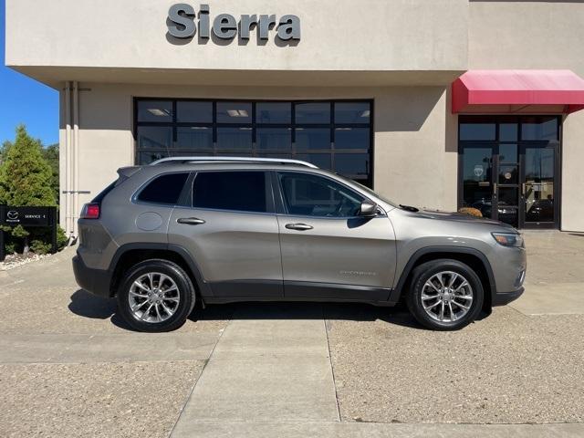 used 2020 Jeep Cherokee car, priced at $15,549