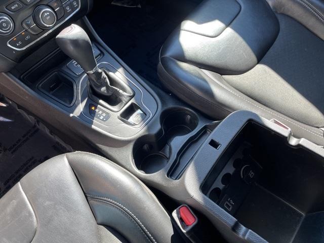 used 2020 Jeep Cherokee car, priced at $15,549