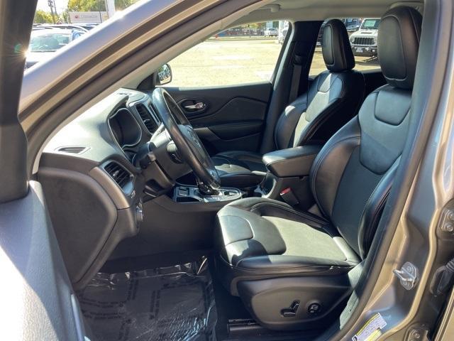 used 2020 Jeep Cherokee car, priced at $15,549