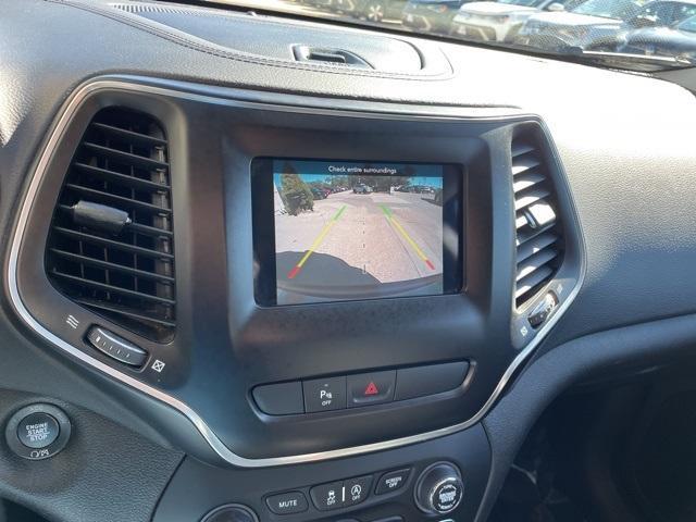 used 2020 Jeep Cherokee car, priced at $15,549