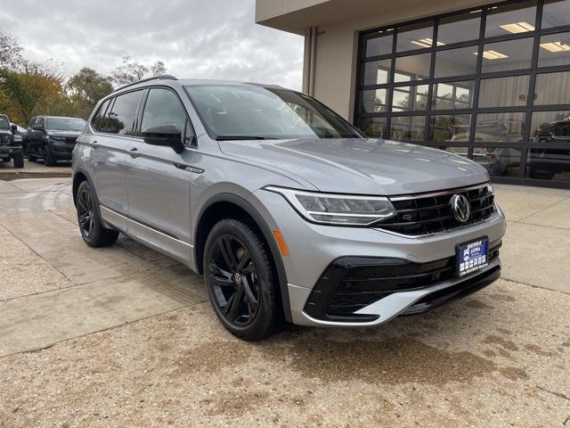 new 2024 Volkswagen Tiguan car, priced at $34,901