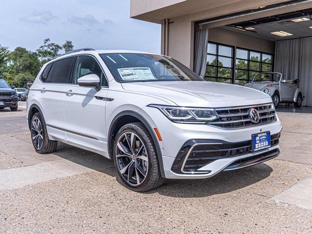 new 2024 Volkswagen Tiguan car, priced at $38,748