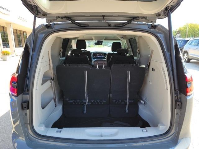 used 2022 Chrysler Pacifica car, priced at $28,769