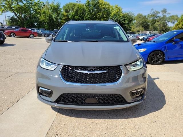 used 2022 Chrysler Pacifica car, priced at $28,769