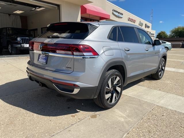 new 2024 Volkswagen Atlas Cross Sport car, priced at $46,611