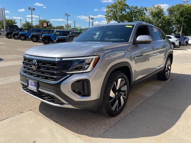 new 2024 Volkswagen Atlas Cross Sport car, priced at $46,611