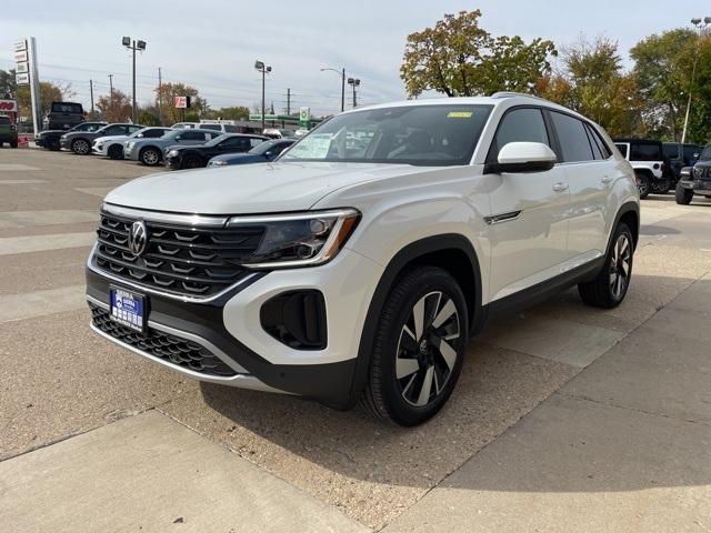 new 2025 Volkswagen Atlas Cross Sport car, priced at $43,816