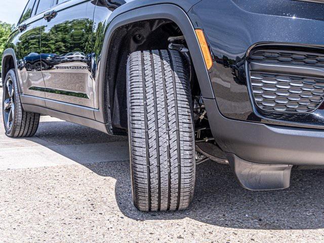 new 2024 Jeep Grand Cherokee car, priced at $46,175