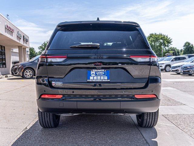 new 2024 Jeep Grand Cherokee car, priced at $46,175