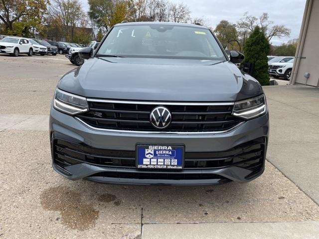 new 2024 Volkswagen Tiguan car, priced at $34,901