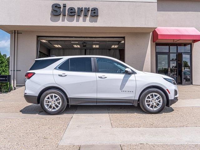 used 2022 Chevrolet Equinox car, priced at $19,769