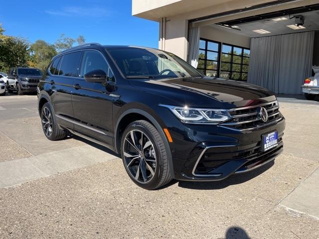 new 2024 Volkswagen Tiguan car, priced at $38,801