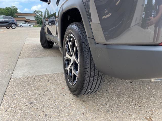 new 2024 Jeep Compass car, priced at $33,435