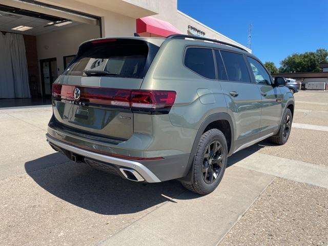 new 2024 Volkswagen Atlas car, priced at $45,016