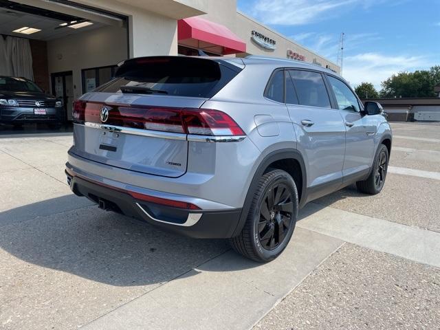 new 2024 Volkswagen Atlas Cross Sport car, priced at $42,790