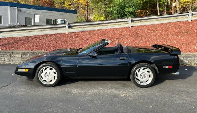 used 1991 Chevrolet Corvette car, priced at $10,900