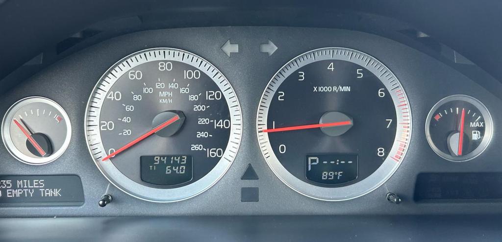 used 2014 Volvo XC90 car, priced at $12,900