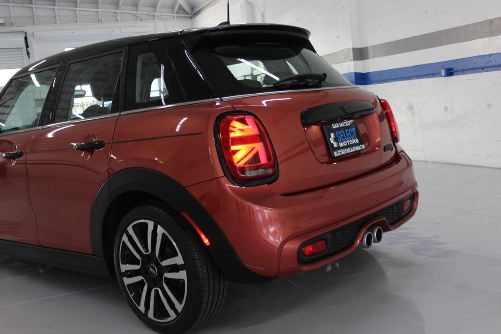 used 2021 MINI Hardtop car, priced at $24,998