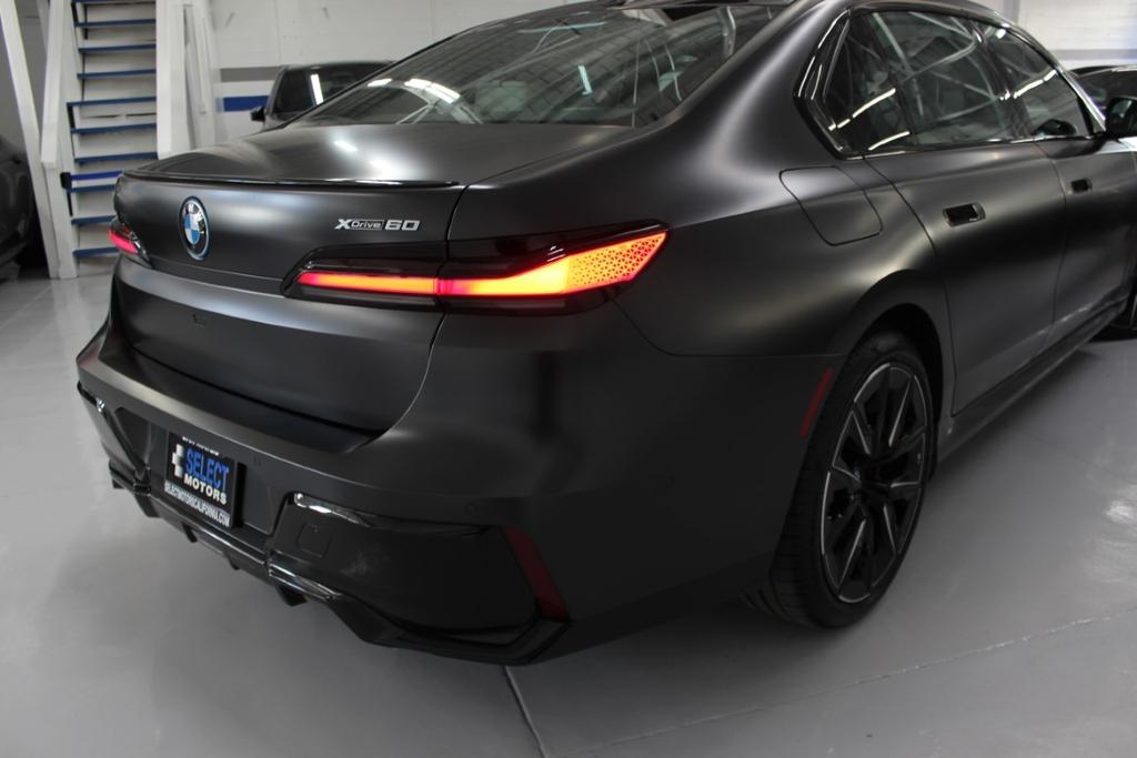 used 2023 BMW i7 car, priced at $88,998