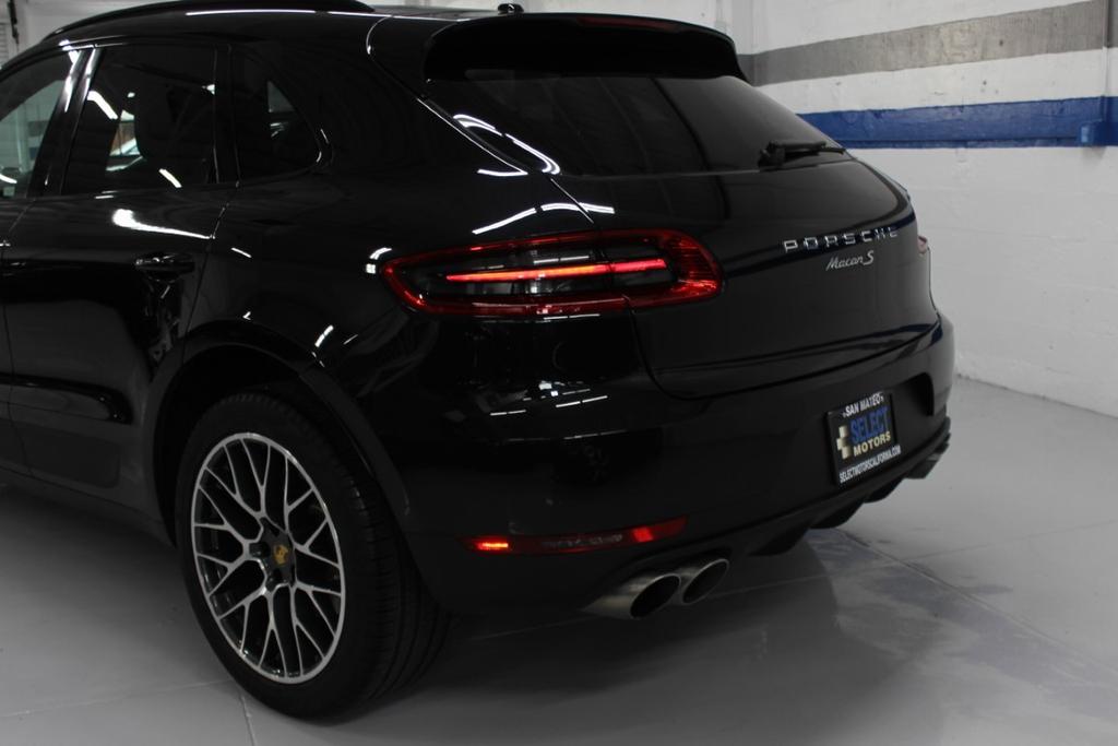 used 2018 Porsche Macan car, priced at $31,998