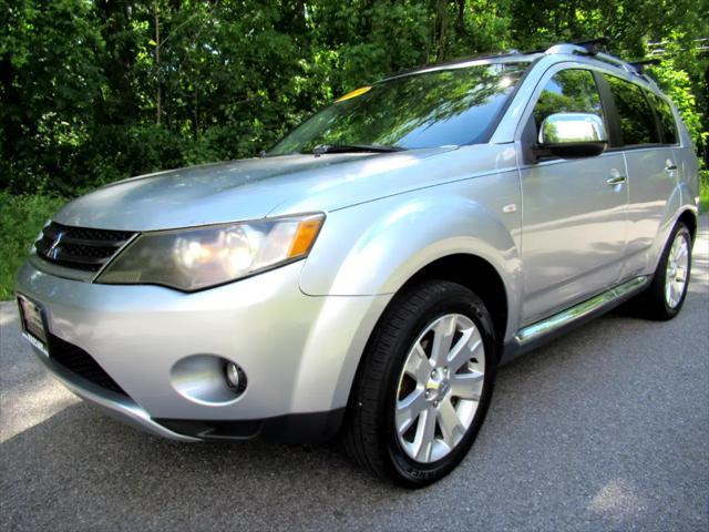 used 2009 Mitsubishi Outlander car, priced at $7,995