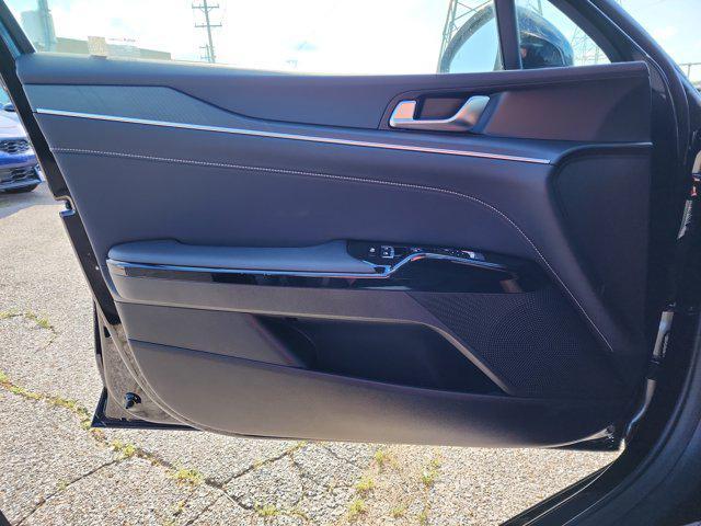 new 2025 Kia K5 car, priced at $27,519