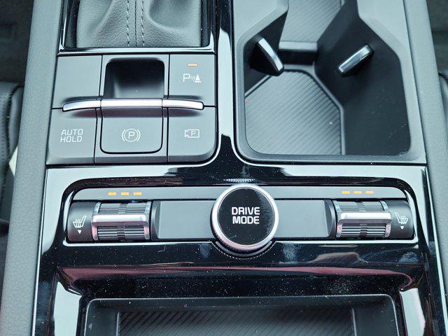 new 2025 Kia K5 car, priced at $27,994