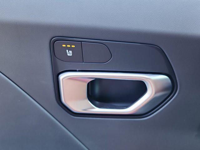 new 2025 Kia K4 car, priced at $25,268