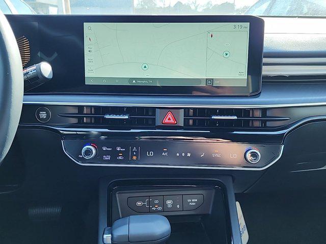 new 2025 Kia K5 car