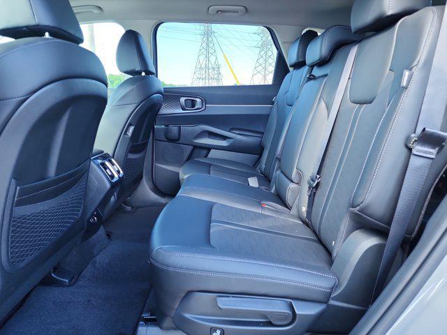 new 2025 Kia Sorento car, priced at $35,384