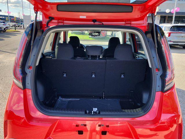 new 2025 Kia Soul car, priced at $23,456