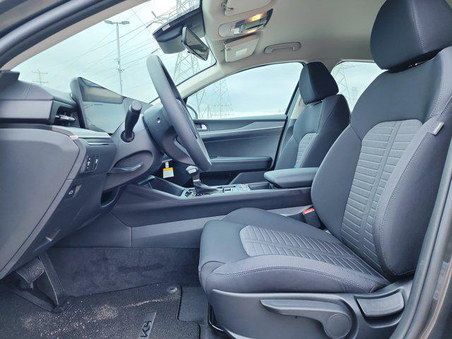 new 2025 Kia K5 car