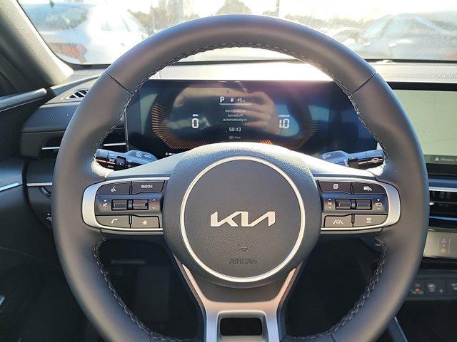 new 2025 Kia K5 car, priced at $34,075