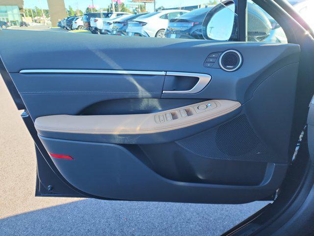 new 2026 Hyundai Sonata Hybrid car, priced at $38,270