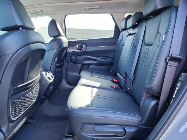 new 2025 Kia Sorento car, priced at $34,909