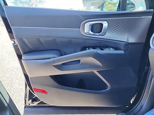 new 2025 Kia Sorento car, priced at $38,639