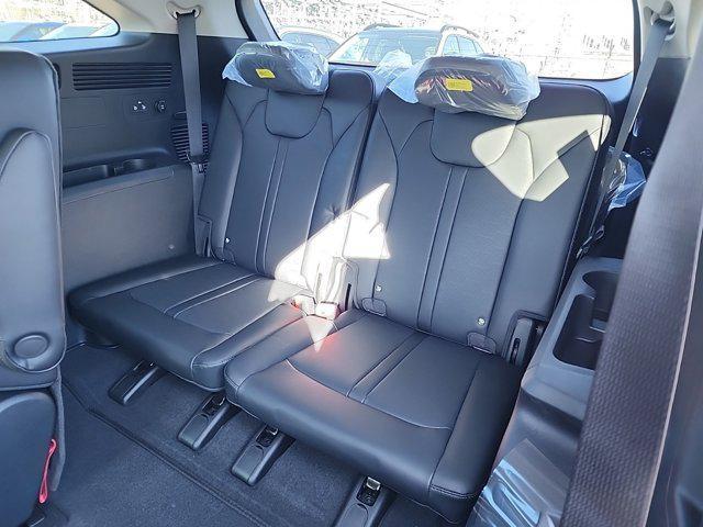 new 2025 Kia Sorento car, priced at $38,639