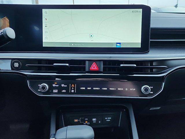 new 2025 Kia K5 car, priced at $30,415