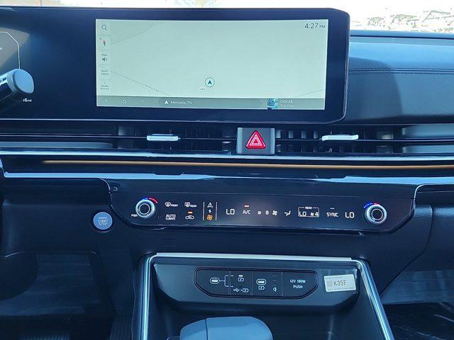new 2025 Kia Carnival car, priced at $51,635